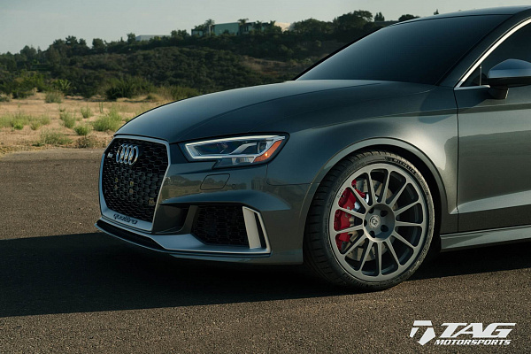 Фото дисков HRE 303M Сатиновый графит на Audi A/S/RS 3 (8V)