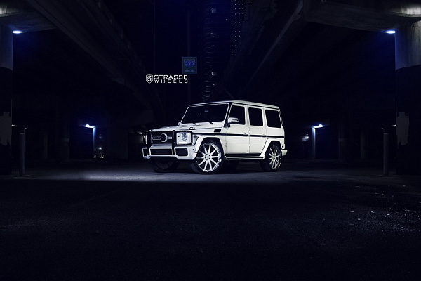 Фото дисков Strasse Wheels R10 Signature Другой цвет на Mercedes-Benz G-Class II