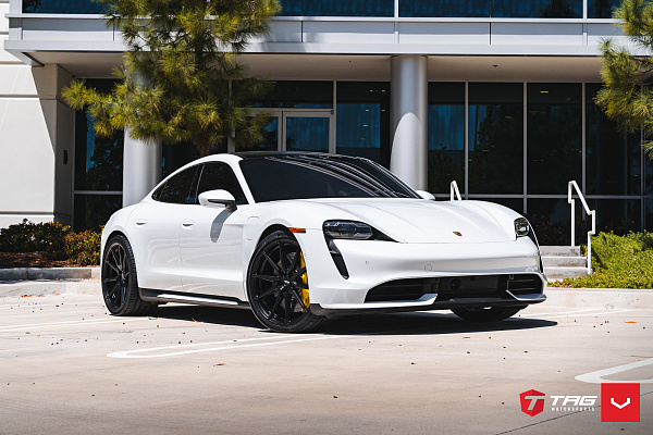 Фото дисков Vossen HF-3 Черный сатин на Porsche Taycan I