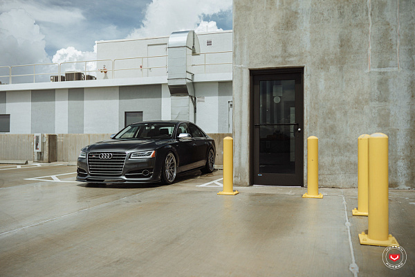 Фото дисков Vossen ML-X3 Глянцевый тонированный лак на Audi A/S 8 (D4)