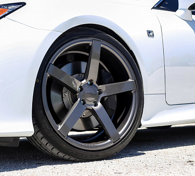 Фото дисков Vossen CV3 на Lexus RC