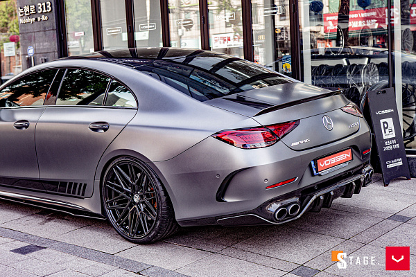 Фото дисков Vossen HF-7 Черный глянец на Mercedes-Benz CLS (C257)
