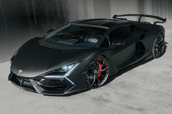 Фото дисков Brixton Forged PF13 R / RS Черный сатин на Lamborghini Revuelto