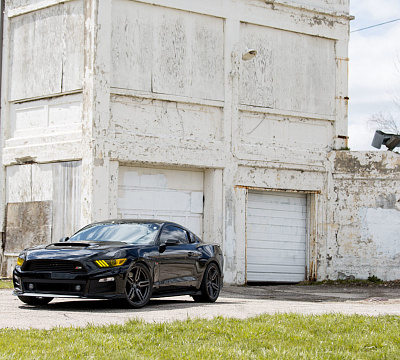 Фото дисков Vossen HF-1 на Ford Mustang VI