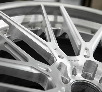 ADV.1 ADV8 Track Spec CS