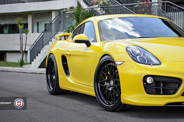 Фото дисков HRE 300 Черный глянец на Porsche Cayman II