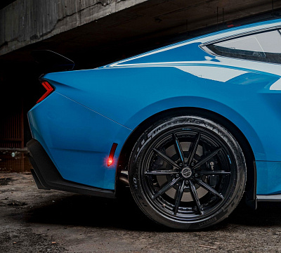 Фото дисков Brixton Forged FDE11 на Ford Mustang VII