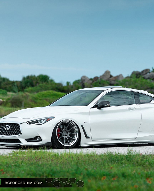 Фото дисков HCA162 Глянцевый графит на Infiniti Q60 II