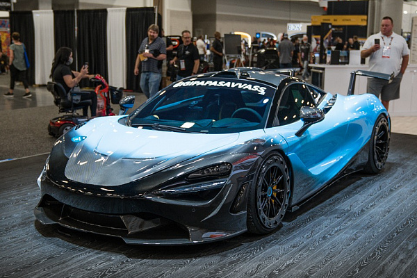 Фото дисков Brixton Forged R11-R Aerotech Черный сатин на McLaren 720S