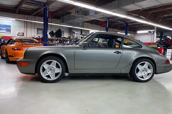 Porsche 911 Carrera