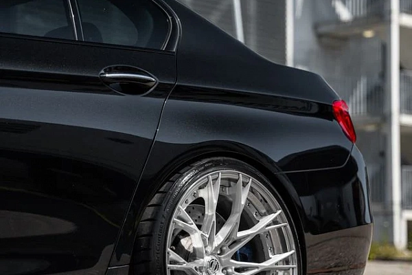Фото дисков ST Wheels ST9.2 Глянцевый лак на BMW 5/M5 (F10)