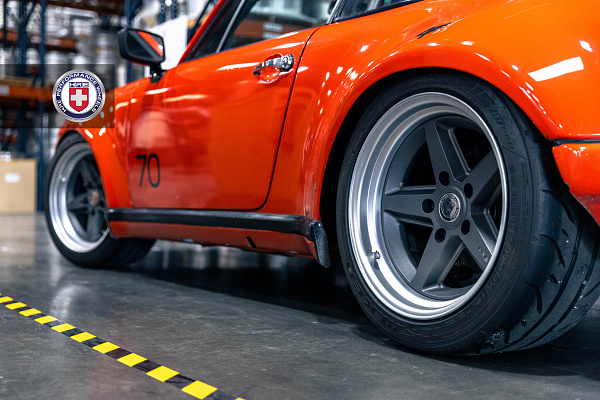 Фото дисков HRE 517K Сатиновый графит на Porsche 911 I