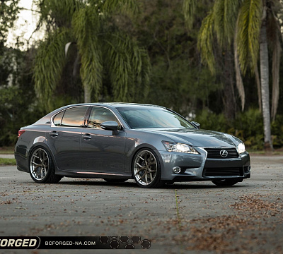 Фото дисков BC Forged HCS21 на Lexus GS IV