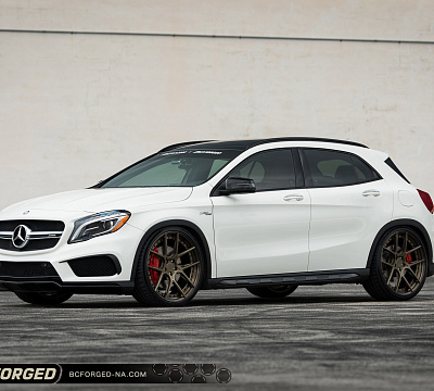 Фото дисков BC Forged HCA381 на Mercedes-Benz GLA (X156)