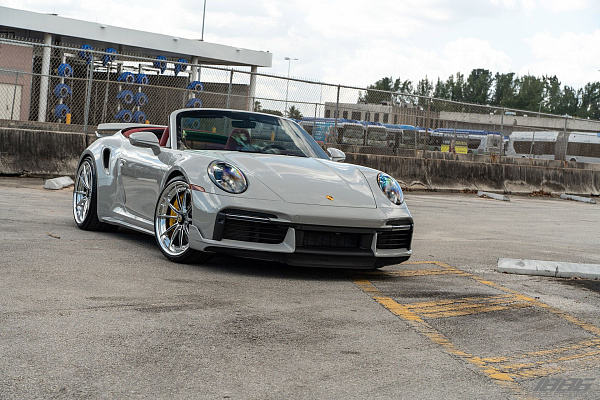 Фото дисков 1886 Wheels G010 Полированный лак на Porsche 911 VIII