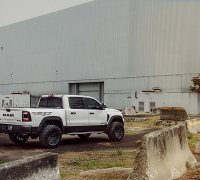 Фото дисков Vossen HF6-5 на Ram 1500 V