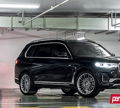 Фото дисков Vossen S17-04 на BMW X7 (G07)