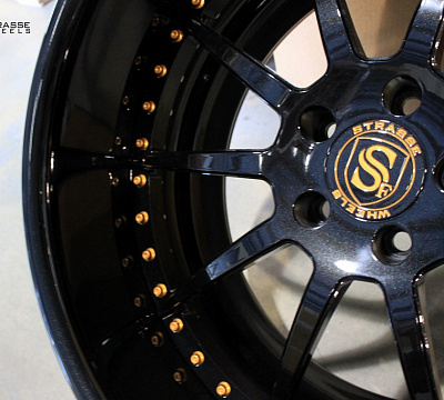 Strasse Wheels R10 Signature