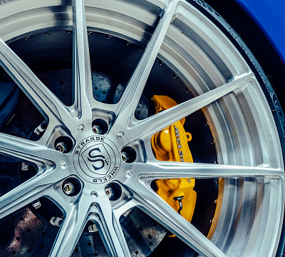 Фото дисков Strasse Wheels SV10 Deep Concave Duoblock на McLaren 720S