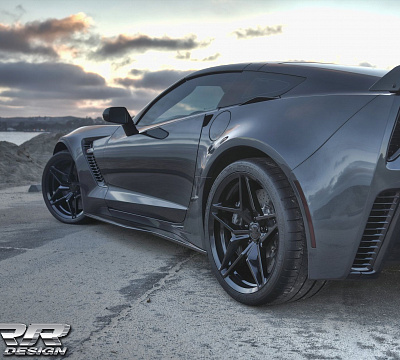 Фото дисков MRR M755 на Chevrolet Corvette C7