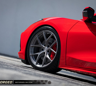Фото дисков BC Forged RZ21 на Chevrolet Corvette C8