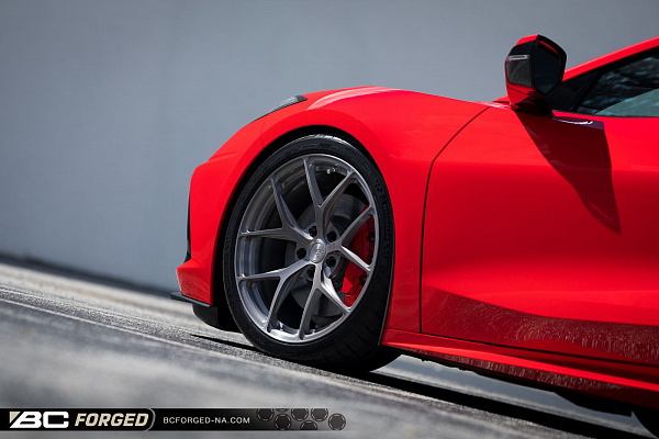 Фото дисков BC Forged RZ21 Глянцевый тонированный лак на Chevrolet Corvette C8