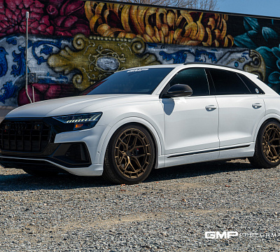 Фото дисков Vossen HFX-1 (5-Lug) на Audi Q8