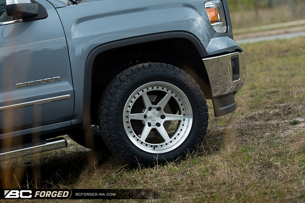 Фото дисков BC Forged LE61 // MLE61 Глянцевый лак на GMC Sierra III
