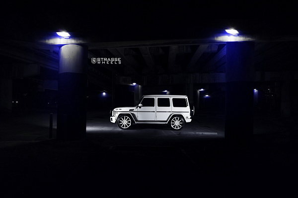 Фото дисков Strasse Wheels R10 Signature Другой цвет на Mercedes-Benz G-Class II