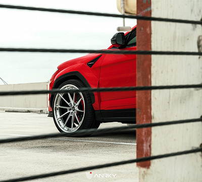 Фото дисков Anrky AN38 на Lamborghini Urus