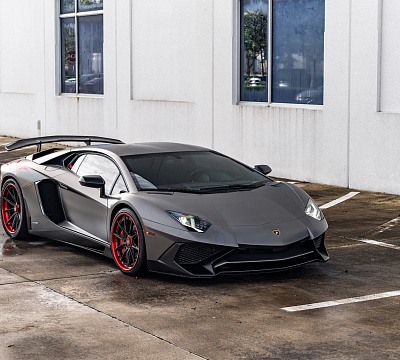 Фото дисков Strasse Wheels SV10-RS Performance на Lamborghini Aventador