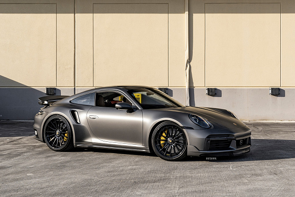 Фото дисков Strasse Wheels SV15 Deep Concave FS Черный глянец на Porsche 911 VIII