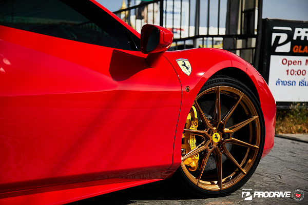 Фото дисков Vossen EVO-2R Глянцевое темное золото на Ferrari 488
