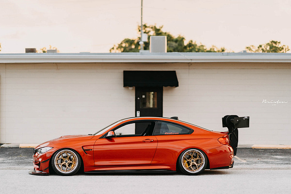 BMW M4