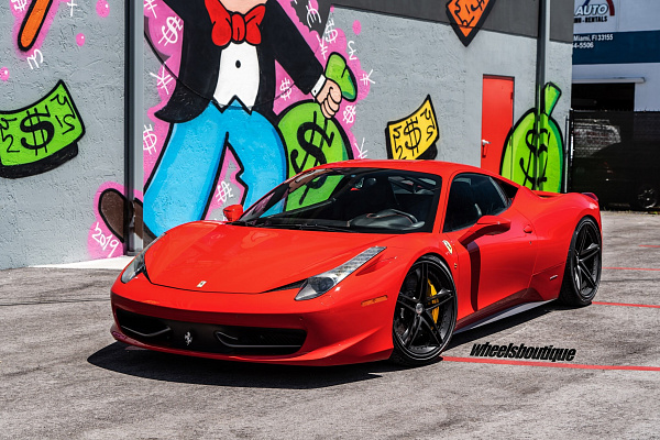 Фото дисков HRE S207 Черный сатин на Ferrari 458