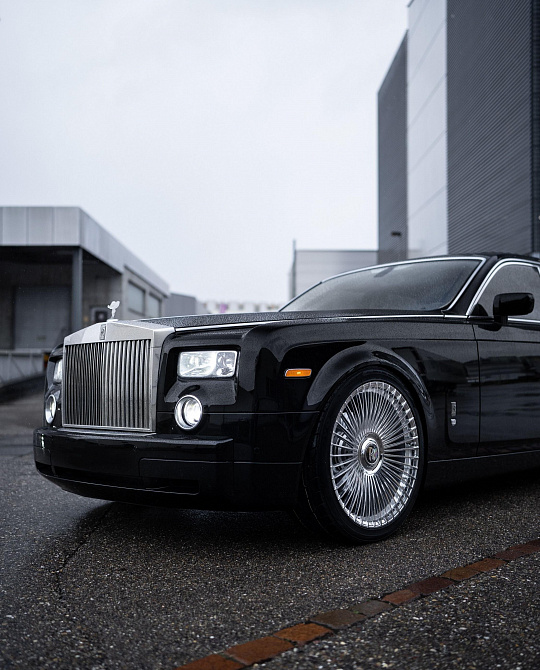 Фото дисков ST5 Полированный лак на Rolls-Royce Phantom