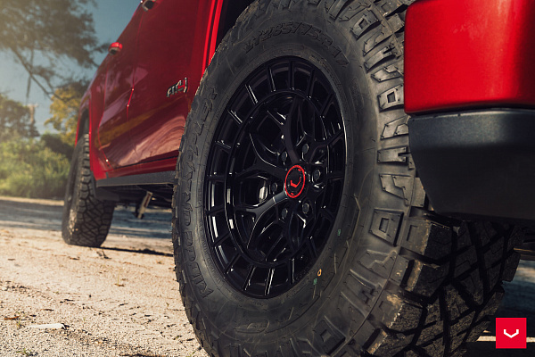 Фото дисков Vossen HFX-1 (6-Lug) Черный сатин на GMC Sierra IV