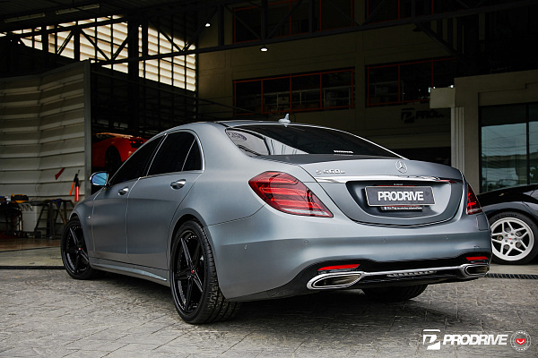 Фото дисков Vossen M-X5 (3-Piece) Черный сатин на Mercedes-Benz S-Class (W222, C217)