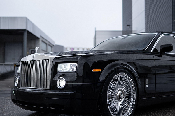 Фото дисков ST Wheels ST5 Полированный лак на Rolls-Royce Phantom