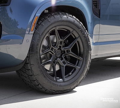 Фото дисков Vossen EVO-4 на Land Rover Defender II