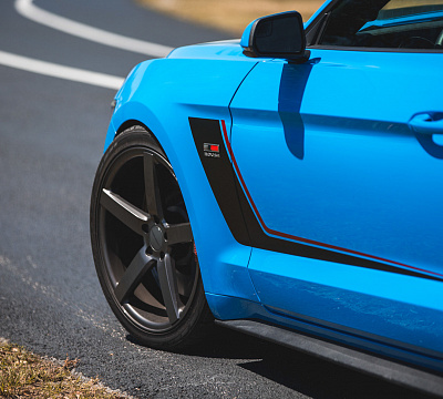 Фото дисков Vossen CV3 на Ford Mustang VI