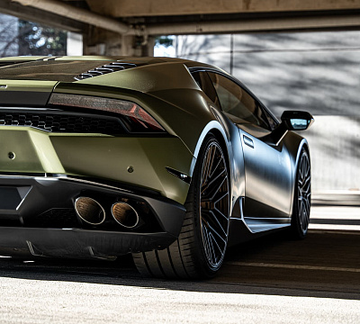 Фото дисков Brixton Forged VL4 на Lamborghini Huracan