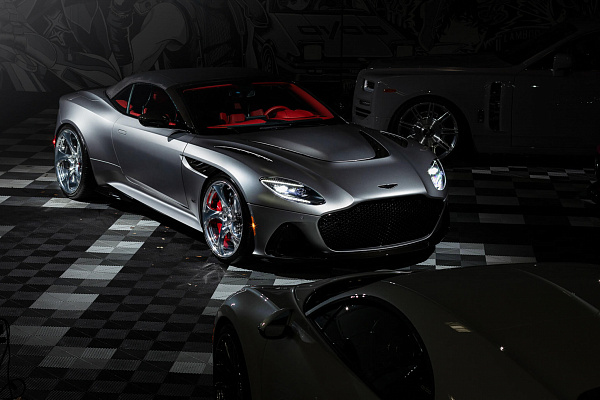 Aston Martin DBS 770 Ultimate Volante