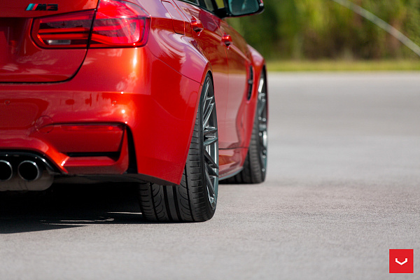 Фото дисков Vossen VFS-4 Глянцевый графит на BMW 3/M3 (F3x/F80)