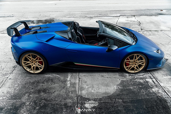 Фото дисков Anrky S1-X2 Сатиновое золото на Lamborghini Huracan