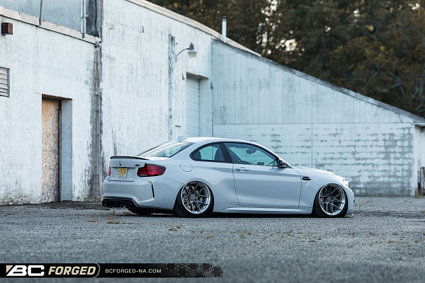 Фото дисков BC Forged HCA381 Матовый графит на BMW 2/M2 (F22/F87)