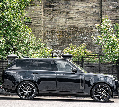 Фото дисков Kahn Type 52 RS на Range Rover V