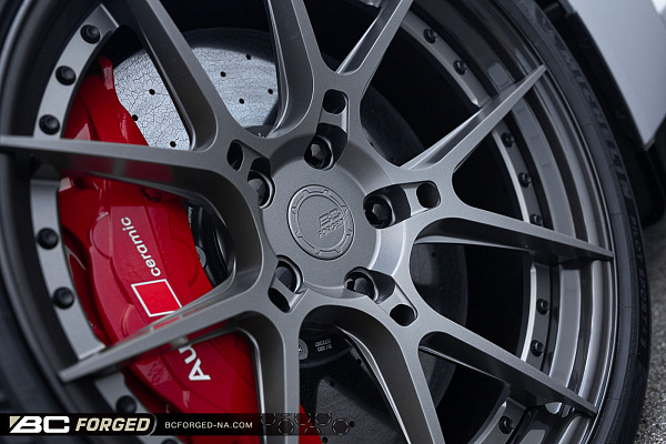 Фото дисков BC Forged HCA165 Матовый графит на Audi E-tron GT
