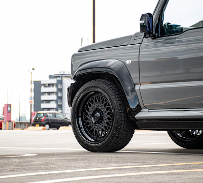 Фото дисков HRE 501 на Suzuki Jimny IV