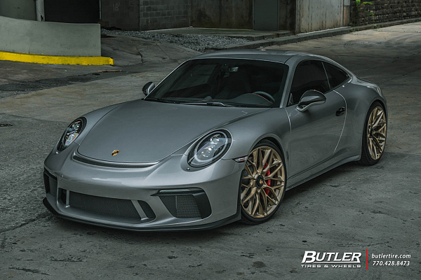 Фото дисков HRE P200 Глянцевое темное золото на Porsche 911 VII